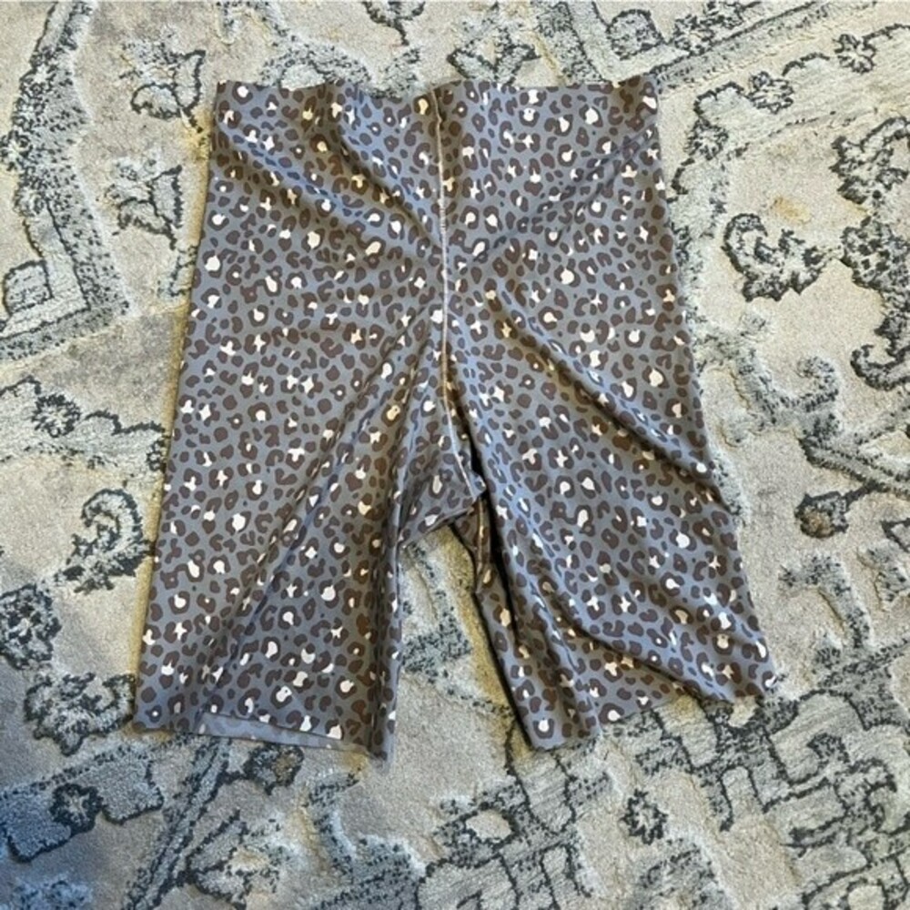 Spanx Shorts Leopard Print Size S - image 2